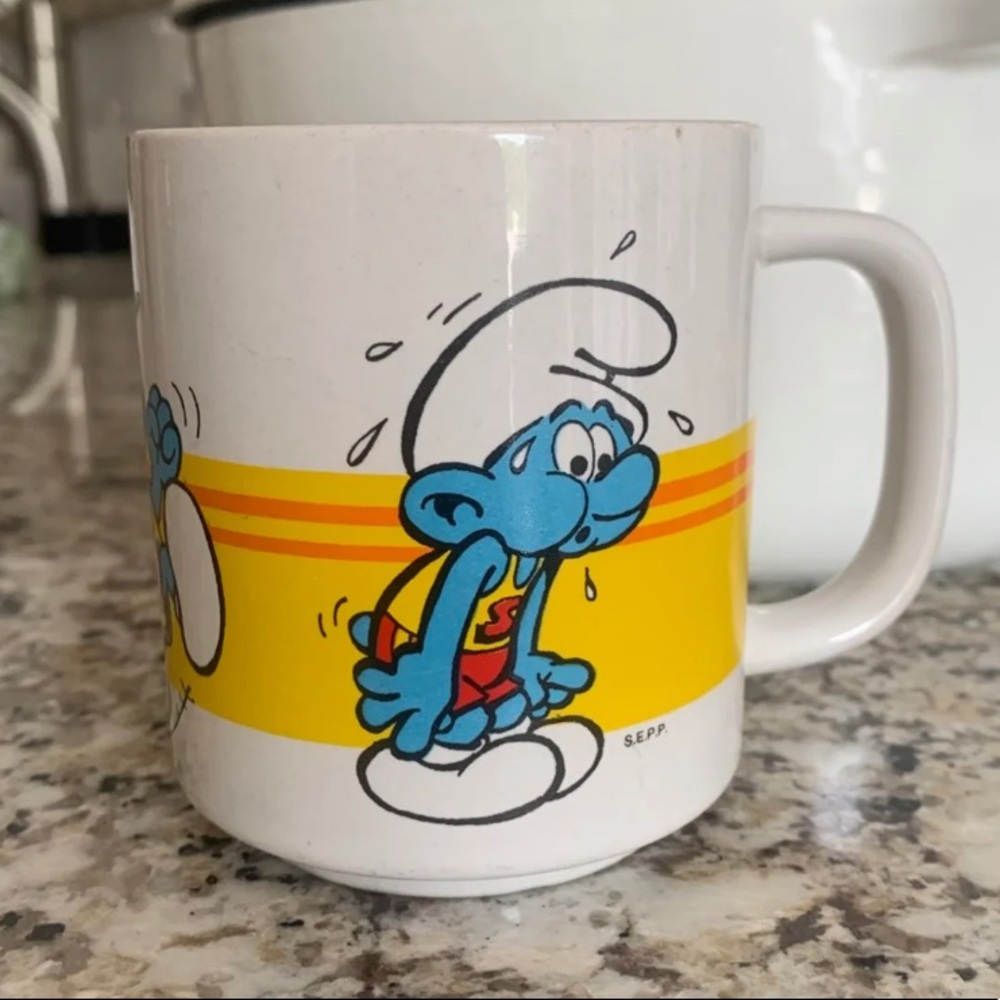 Vintage Smurfs Coffee Mug Cup Wallace Berrie 80’s Runner Marathon